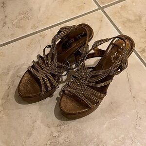 Bronze heels w rhinestones